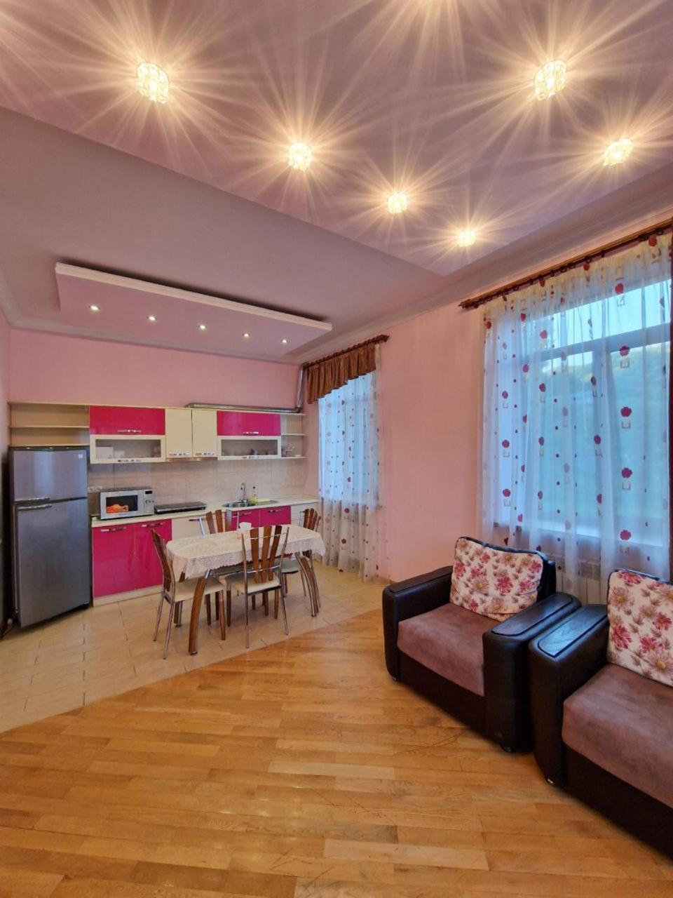 Jermuk Villa Imperial Экстерьер фото